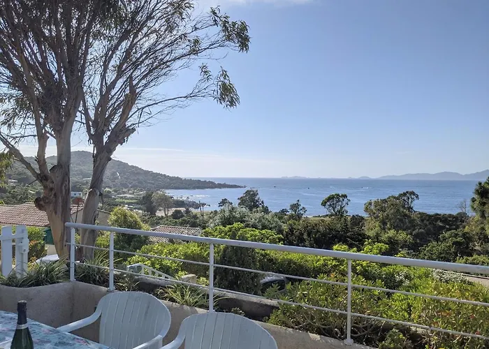 度假居 La Acacia 科蒂基亚瓦里