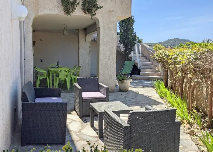 La Acacia 科蒂基亚瓦里