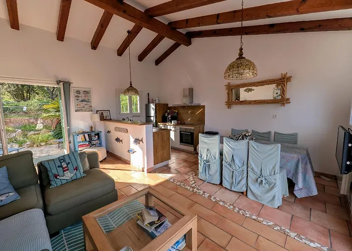 La Acacia 度假居 *